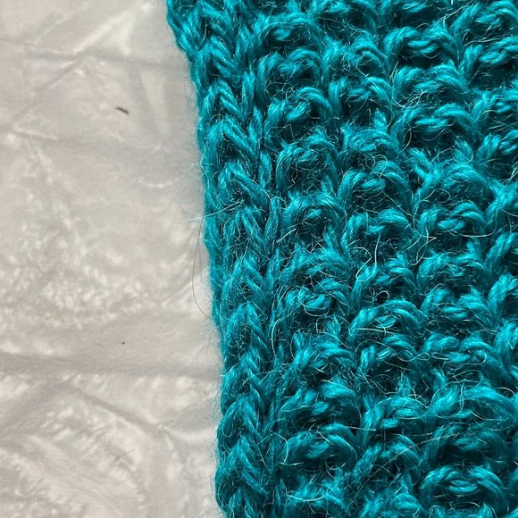 Handmade turquoise knit wool infinity scarf - Picture 5 of 8